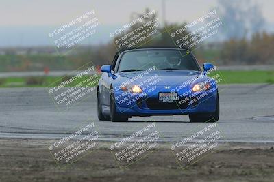 media/Dec-13-2025-OnGrid (Sat) [[98be3c0626]]/Group 2 Yellow/Sunset S4/